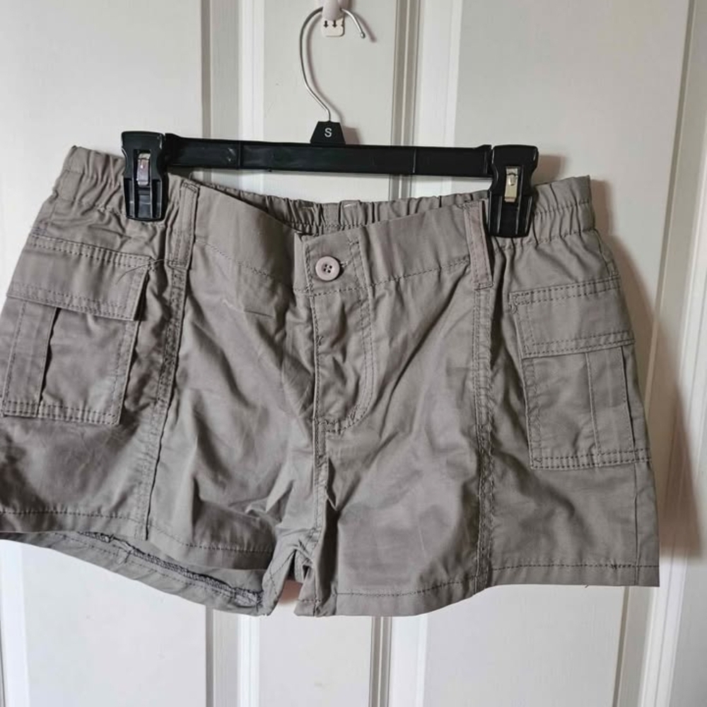 Women's Gray Cargo Shorts